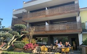 Gardabreak Rooms&Breakfast Holiday Apartments